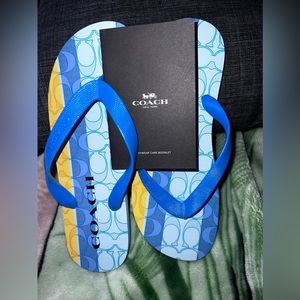 Beautiful coach beach Sandals.. blue and yellow, brand new size 7/8